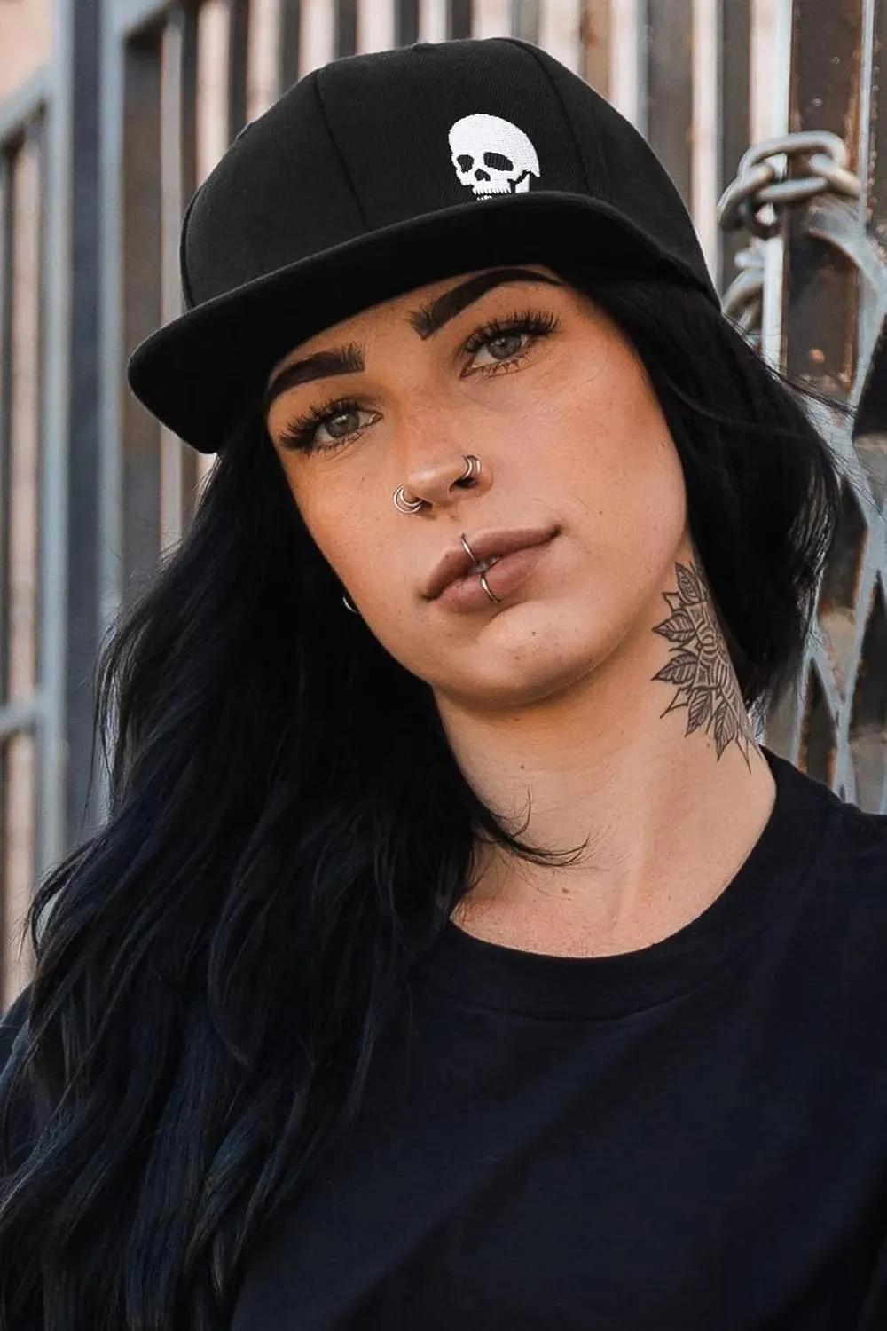 Gothic Skeleton Hand Flat Brim Hat Embroidery Skull Finger Cap Adjustable Snapback