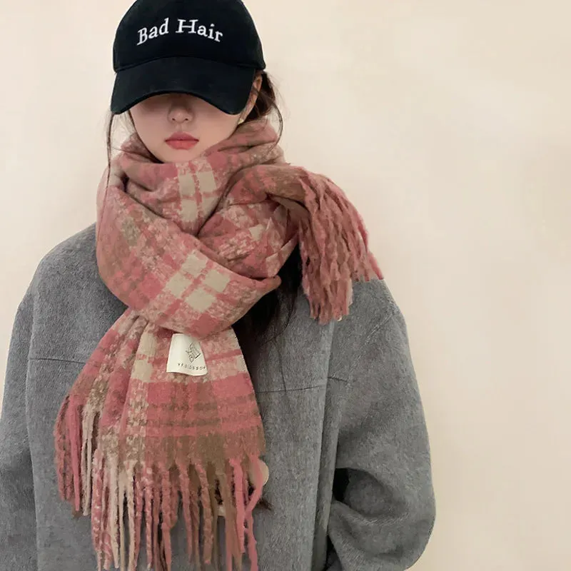 TAVIMART  -  Christmas Red Plaid Scarf Autumn Winter Warm Women's Scarfs Fashion Vintage Classic Tassels Long Shawl Ladies Scarf Accessories