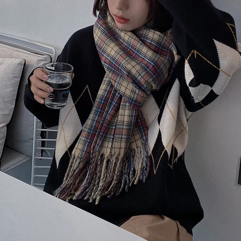 TAVIMART  -  Christmas Red Plaid Scarf Autumn Winter Warm Women's Scarfs Fashion Vintage Classic Tassels Long Shawl Ladies Scarf Accessories